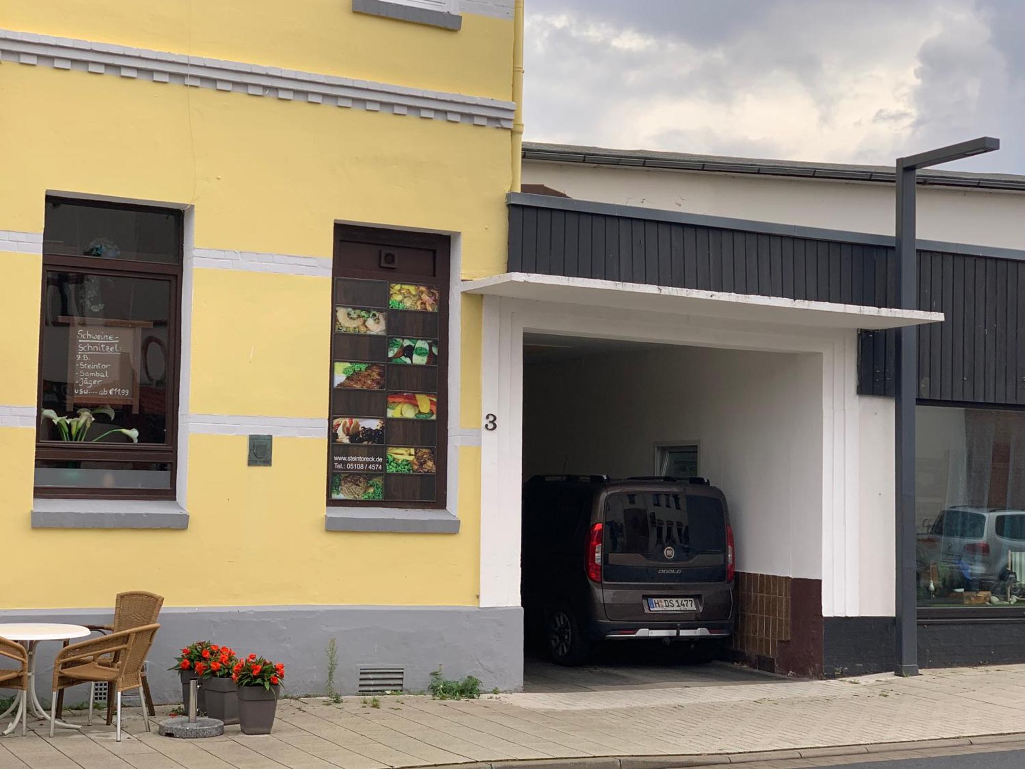 Moderne 4 Zimmer Apartment Mit Bergblick Stadtzentrum Contactless Check-In Gehrden  Bagian luar foto