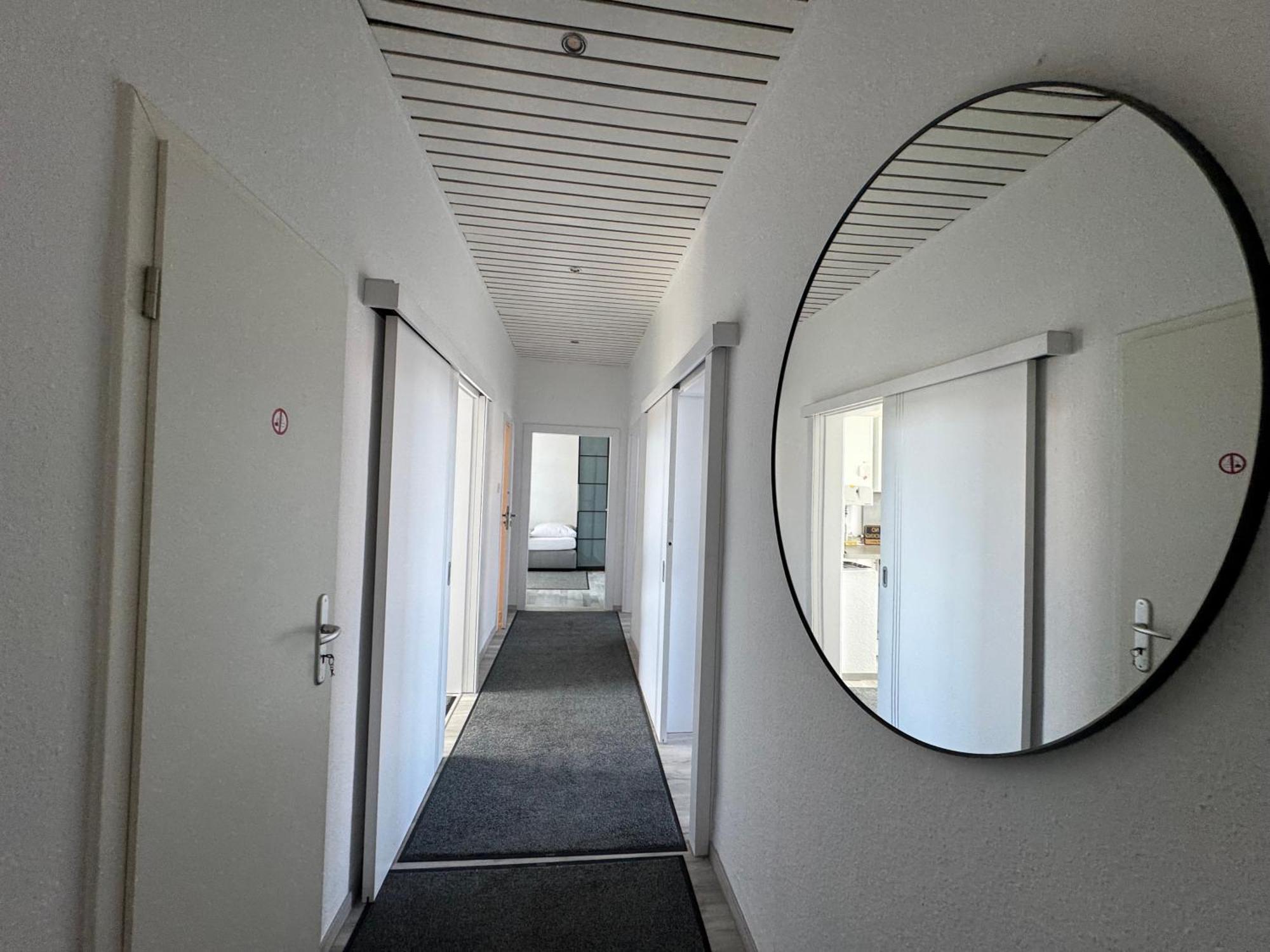 Moderne 4 Zimmer Apartment Mit Bergblick Stadtzentrum Contactless Check-In Gehrden  Bagian luar foto