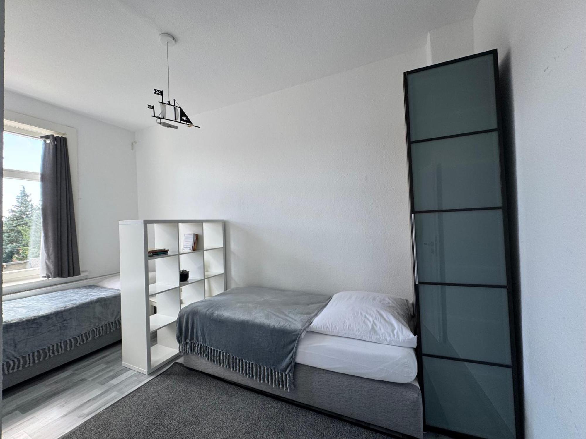 Moderne 4 Zimmer Apartment Mit Bergblick Stadtzentrum Contactless Check-In Gehrden  Bagian luar foto