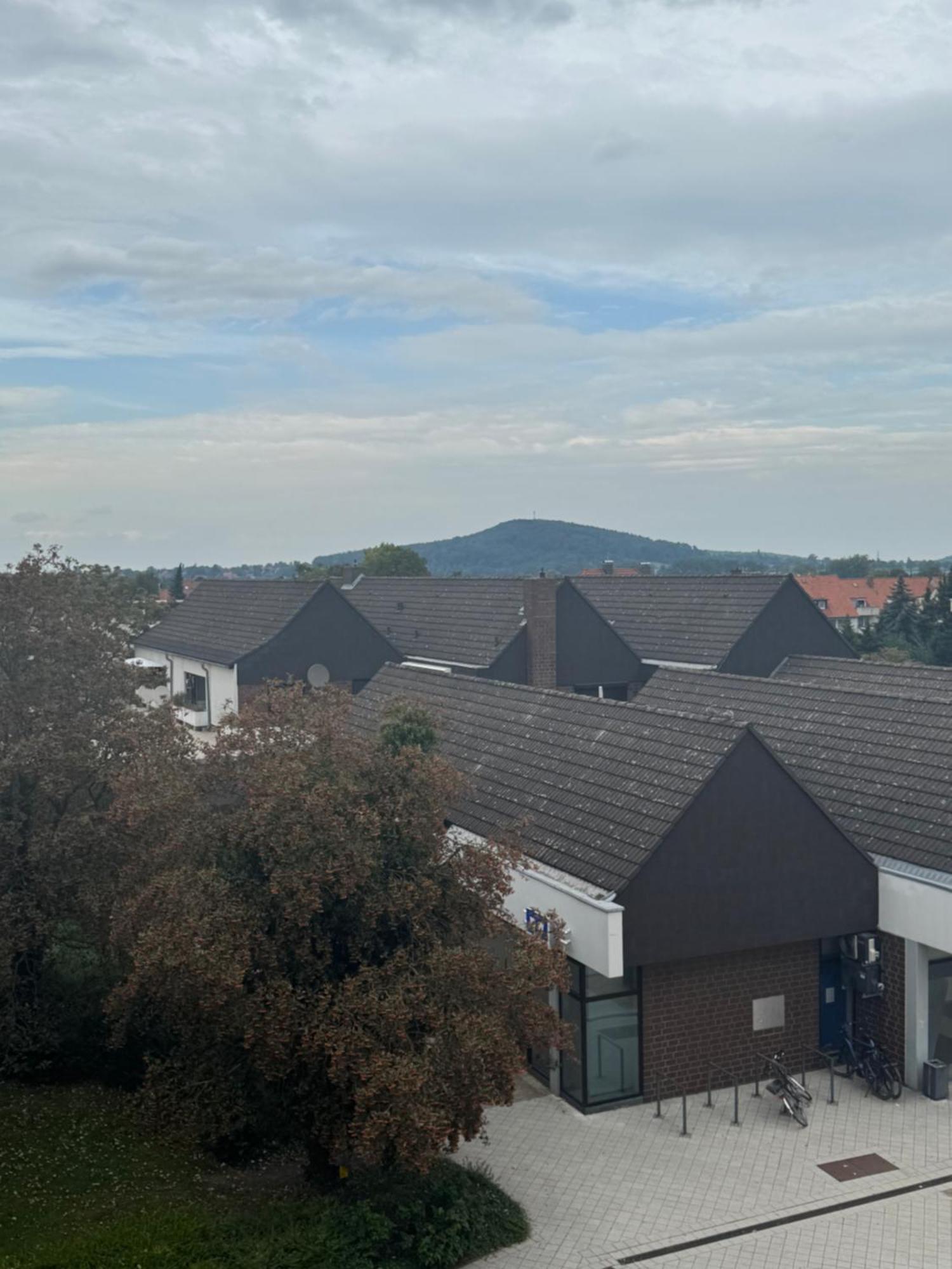 Moderne 4 Zimmer Apartment Mit Bergblick Stadtzentrum Contactless Check-In Gehrden  Bagian luar foto
