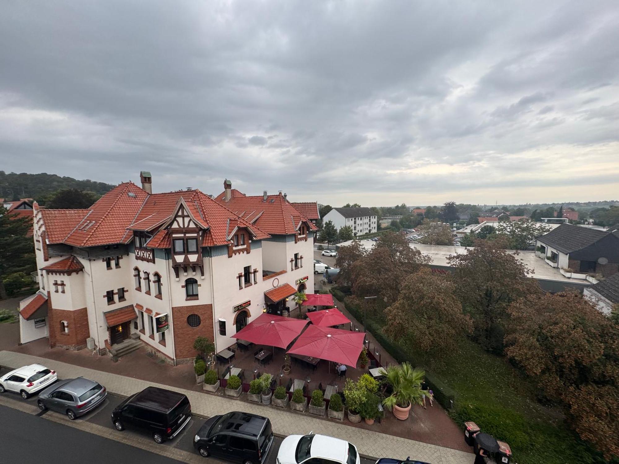 Moderne 4 Zimmer Apartment Mit Bergblick Stadtzentrum Contactless Check-In Gehrden  Bagian luar foto