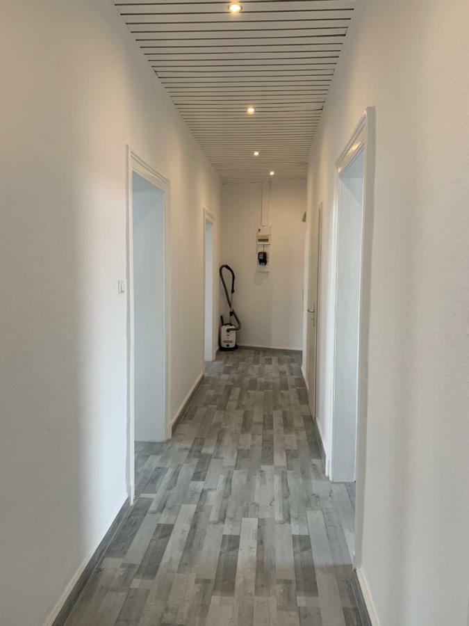 Moderne 4 Zimmer Apartment Mit Bergblick Stadtzentrum Contactless Check-In Gehrden  Bagian luar foto